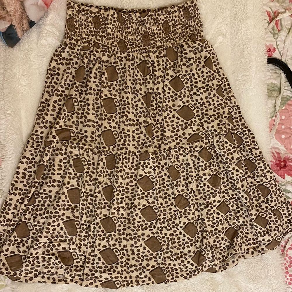 Kate Quinn coffee skirt